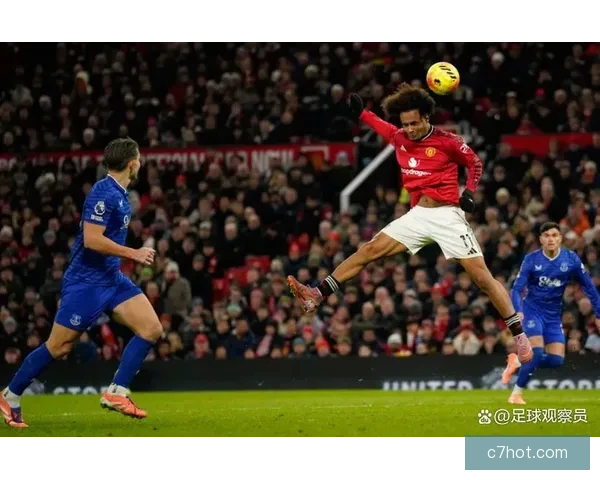 曼联冬窗离队第二人通过体检本周官宣阿贾克斯求租阿莫林旧部